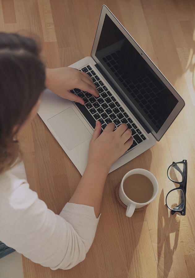 Curated catalog of Amazon, Costco, and Dillard’s finds trusted by Colleen’s highly engaged lifestyle audience